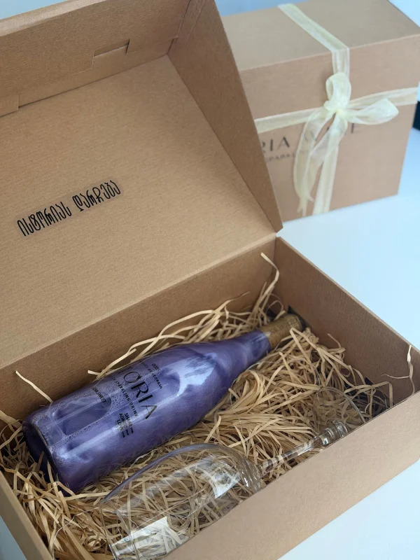 Istoria Wine - Sparkle Edition - მუყაოს ყუთით და ფუჟერით